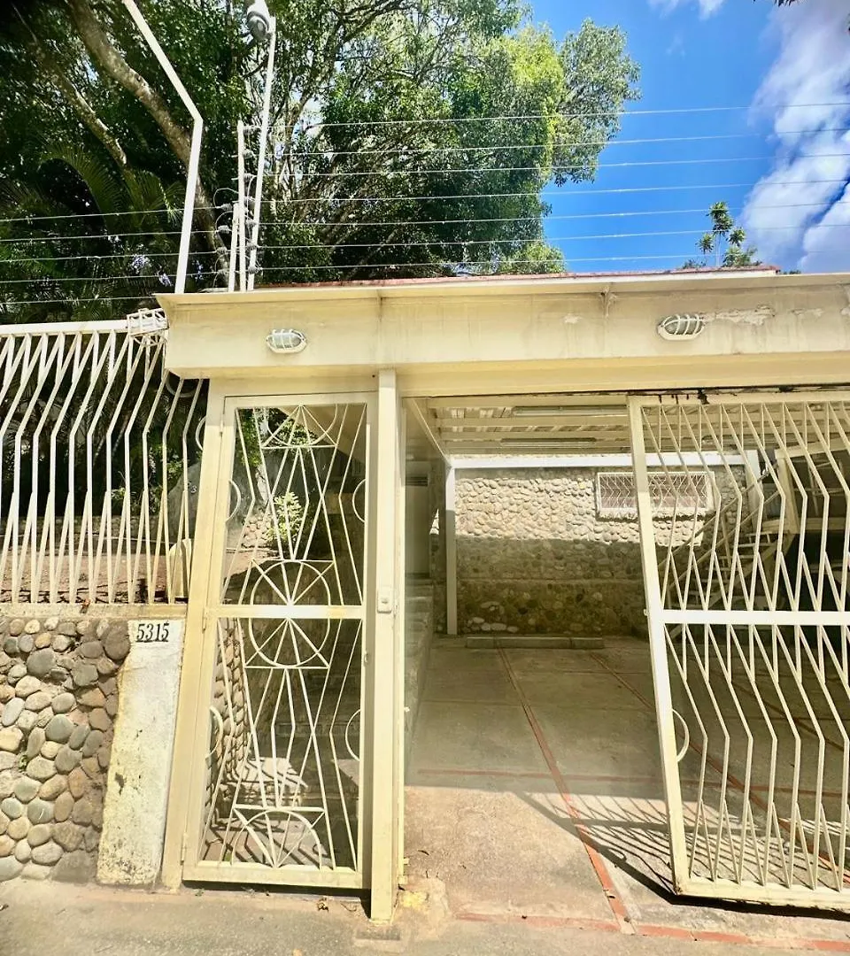 Apartamento Estudio Independiente, Full Equipo En Excelente Zona De Caracas Venezuela