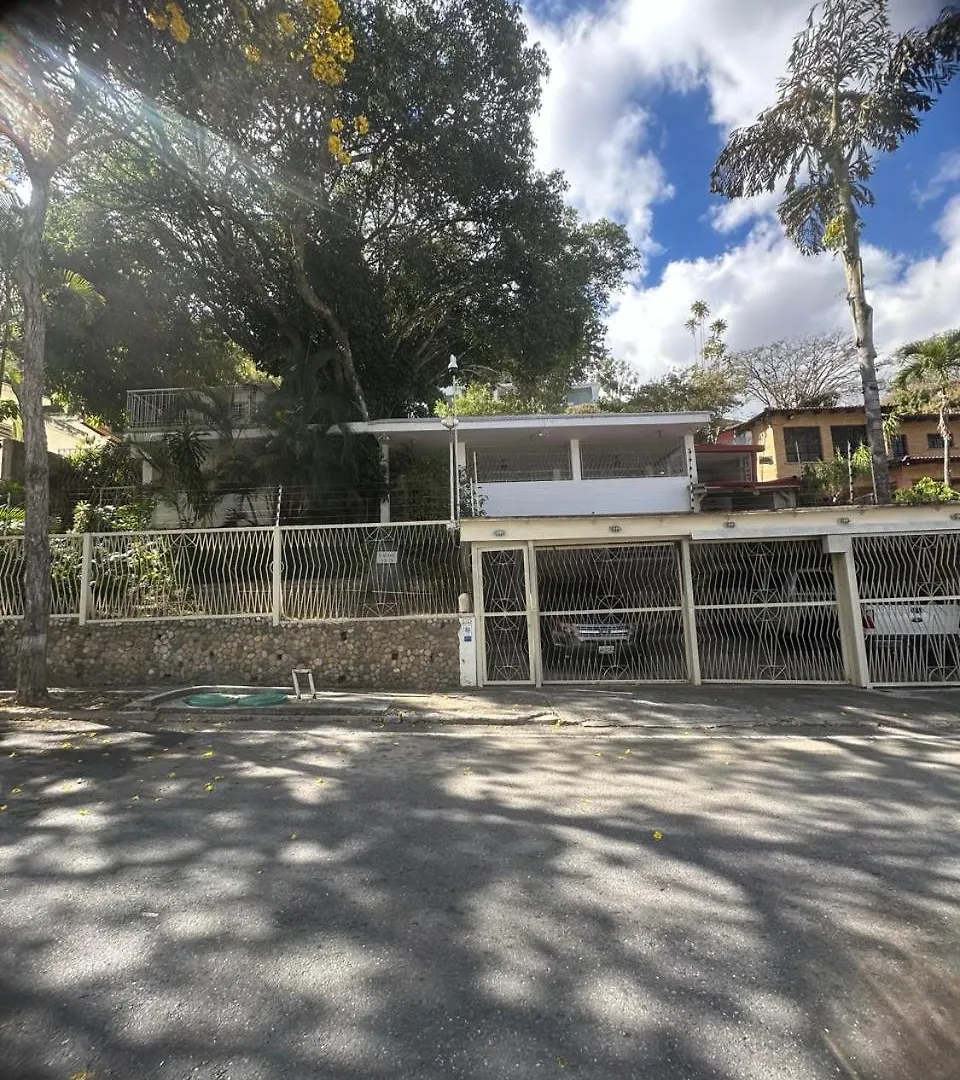 Estudio Independiente, Full Equipo En Excelente Zona De Caracas 0*,  Venezuela